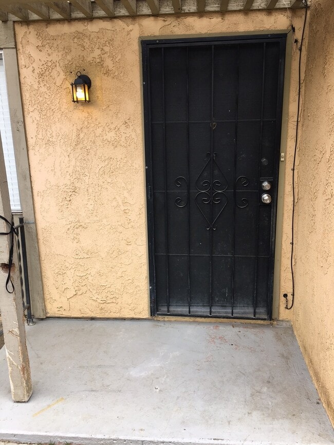 Photo - 2201 Pinon Springs Cir