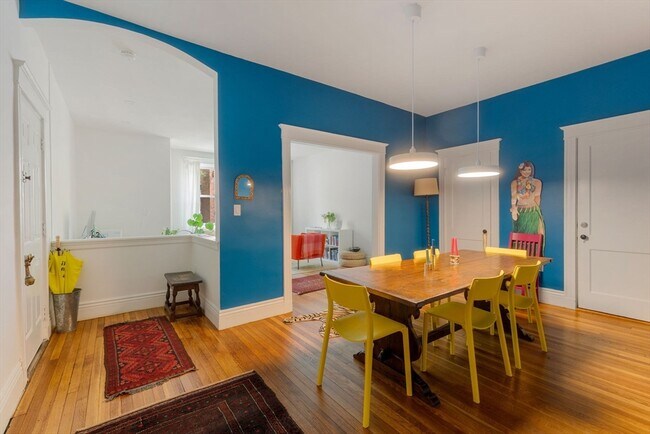 Building Photo - 78 Kilsyth Rd Unit 1