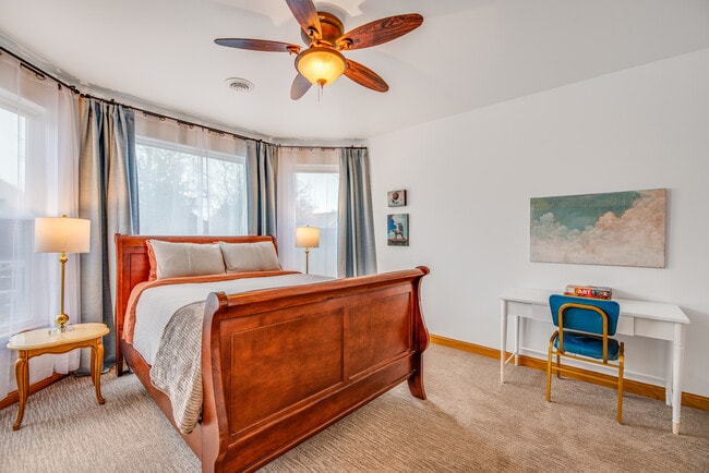 Photo - 1400 College Ave Unit 2