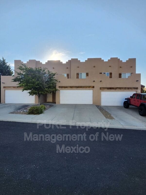 Photo - 3004 Calla Lilly Ln