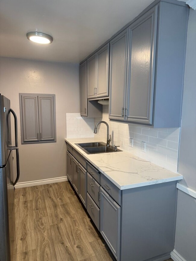 3686 Third Ave Unit 7