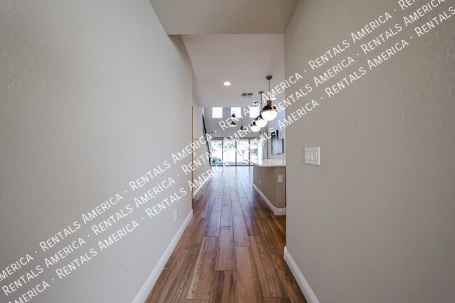 Photo - 1400 Flintlock Dr