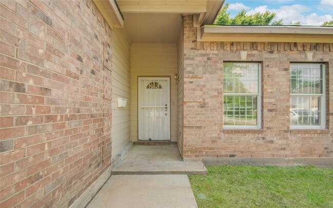 Photo - 8320 Livingston St