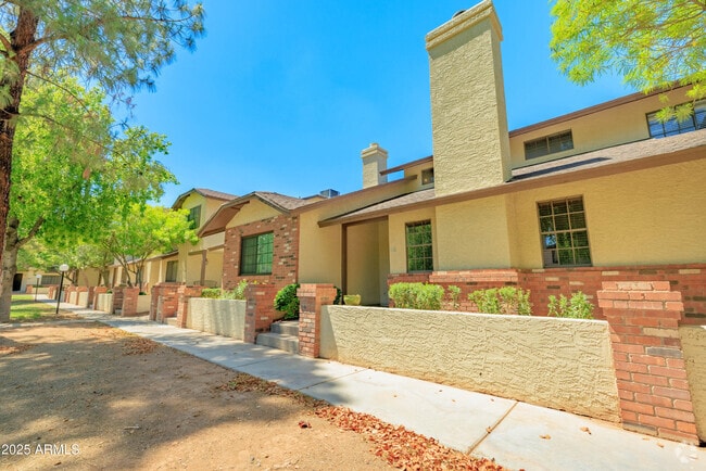 Building Photo - 170 E Guadalupe Rd Rental