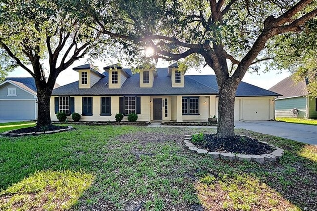 Photo - 22210 Summer Breeze Ln Casa
