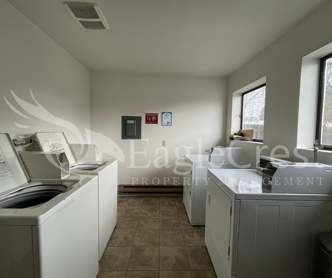 Photo - 17/19 S. Roosevelt Unit 19G