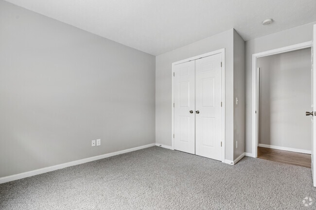 2BR, 2BA - 997SF - Second Bedroom