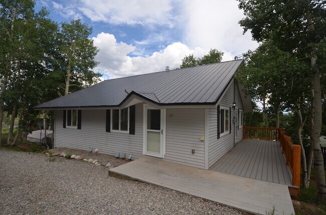 Building Photo - Fairplay home available 10/1/26, yard, two living spaces!