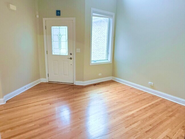 Photo - 168 Mayo Ct
