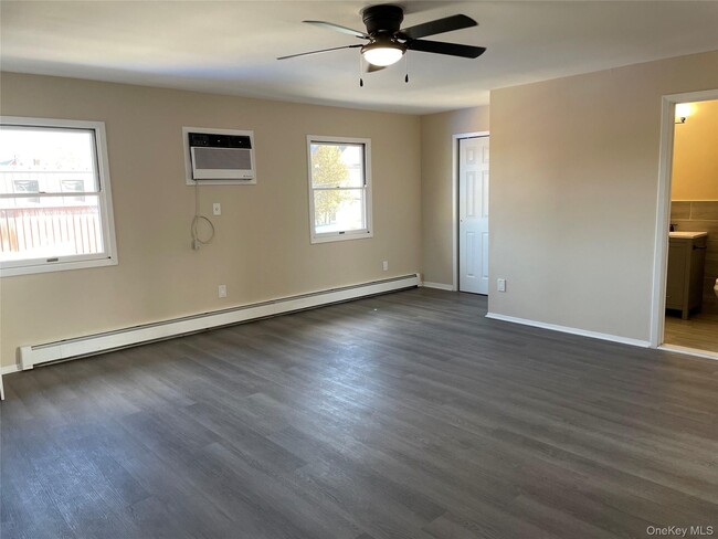 Photo - 7 Locust Ave Unit 1