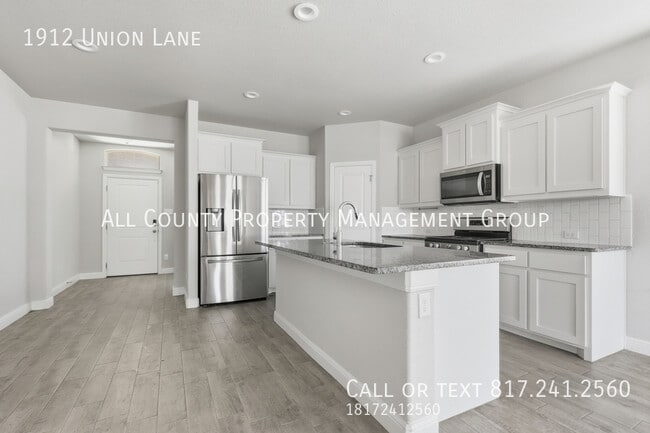 Photo - 1912 Union Ln
