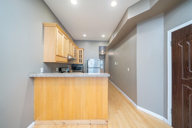 209 Webster Ave