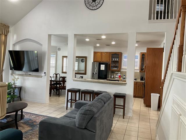 Photo - 2206 N Carroll Ave