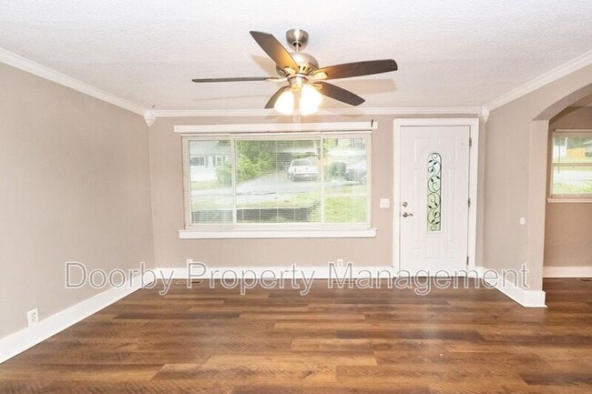 Photo - 403 Warren St