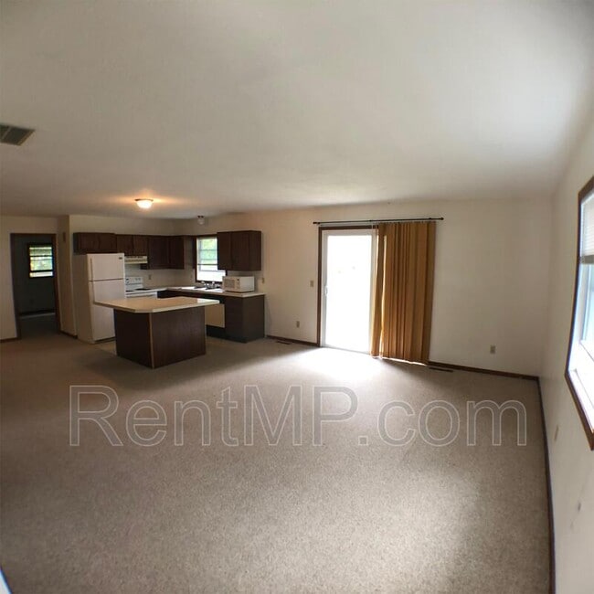 Photo - 812 N Bradley St