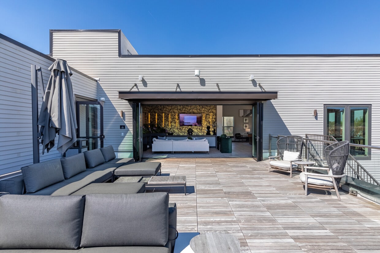 Photo - The Maverick Apartments