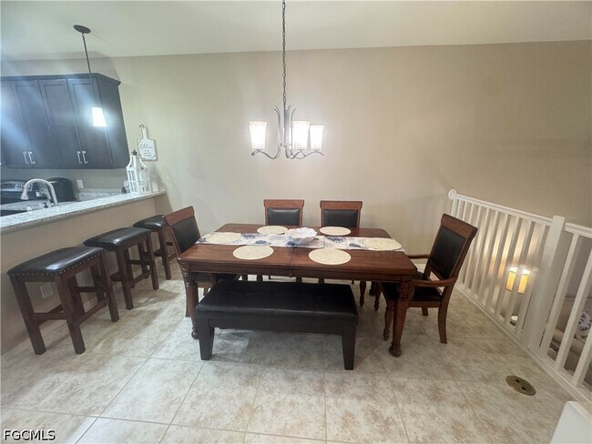 Photo - 11901 Izarra Way