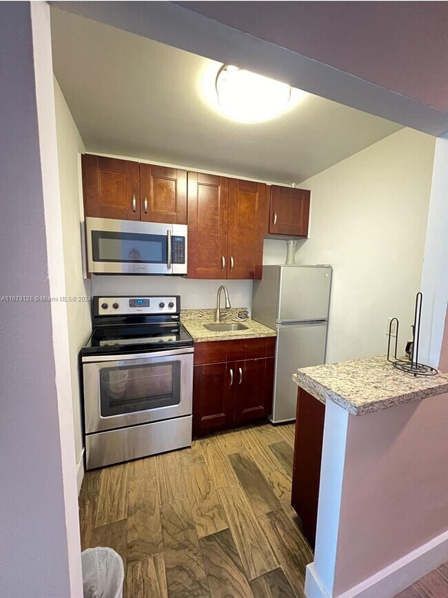Photo - 7904 West Dr Unit 111