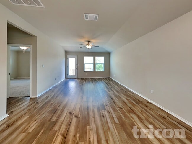 Photo - 3525 Stride Ln