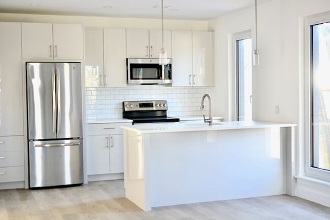 Building Photo - Brand new 4 bed 2 bath.... SEPT 1ST!!!