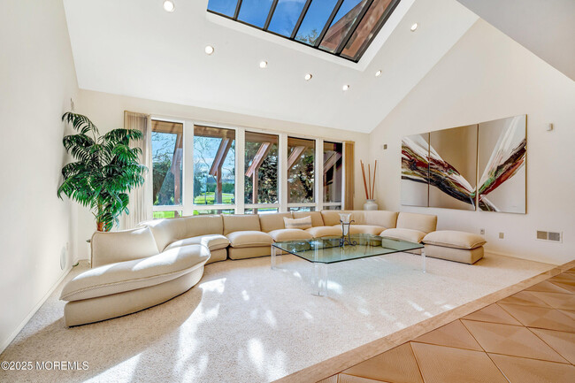 Photo - 19 Parker Ave