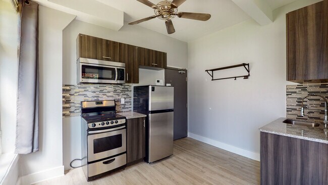 Photo - Laurier Apartments