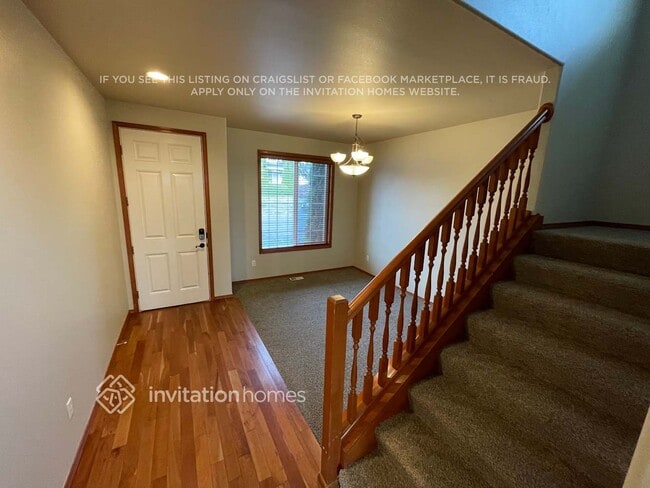 Photo - 1717 Weaver Way