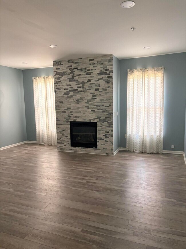 Photo - 25582 St James