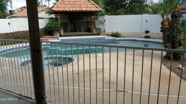 Photo - 4 Bedroom