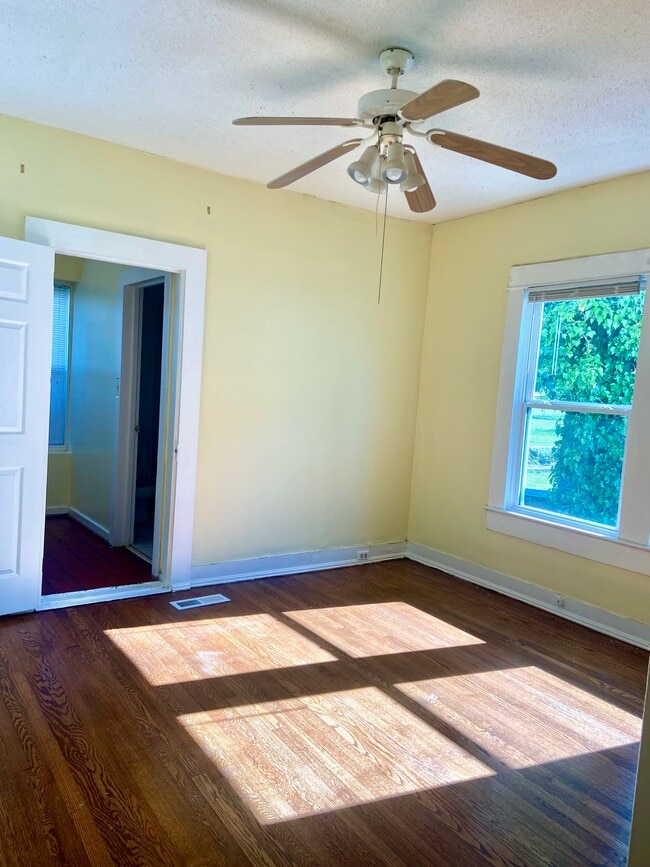 Photo - 508 10th Ct S