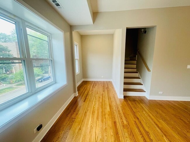 Photo - 2309 N Campbell Ave Unidad 3