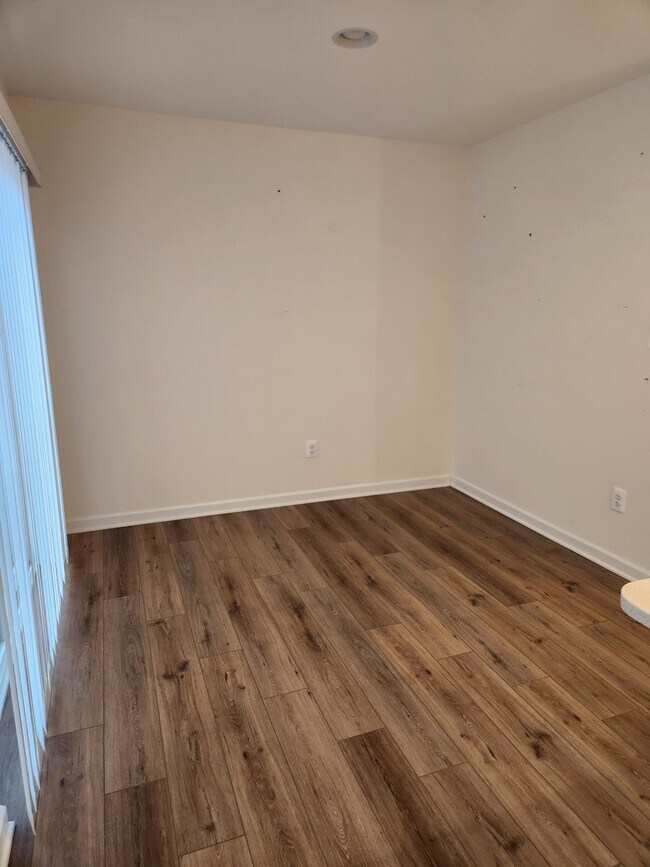 Photo - 24 Orch Grn Dr