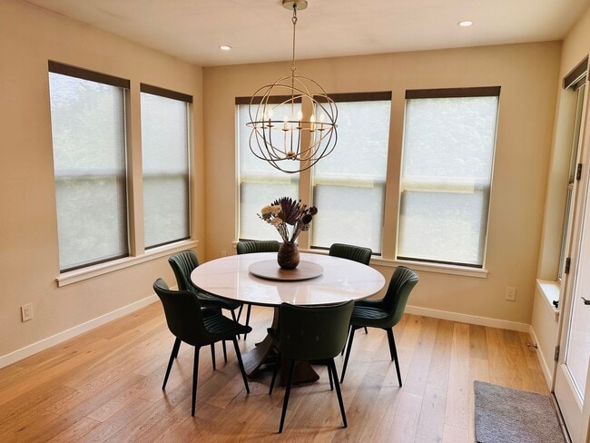 Photo - Charming Custom Camas Home in Gated Community
