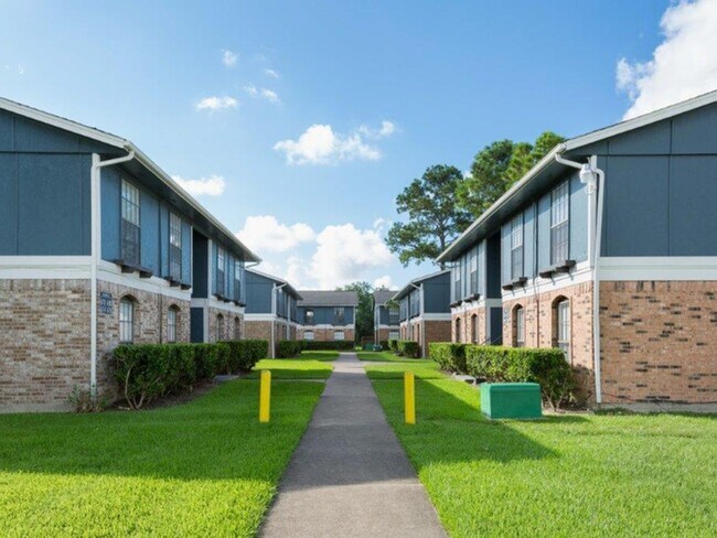 Photo - Barringer Square