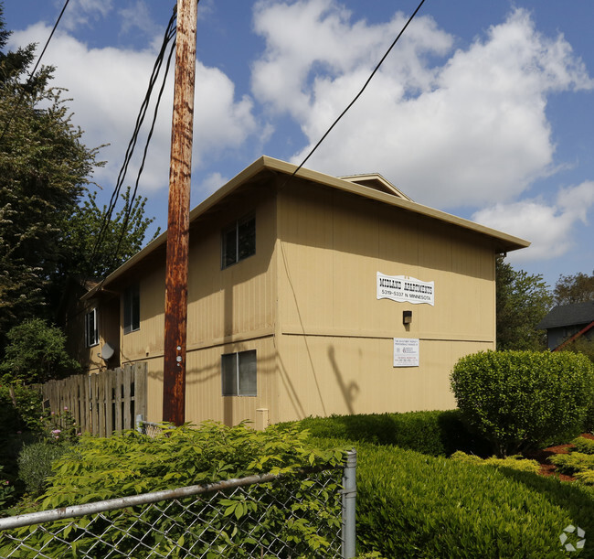 Building Photo - Patton Square Rental