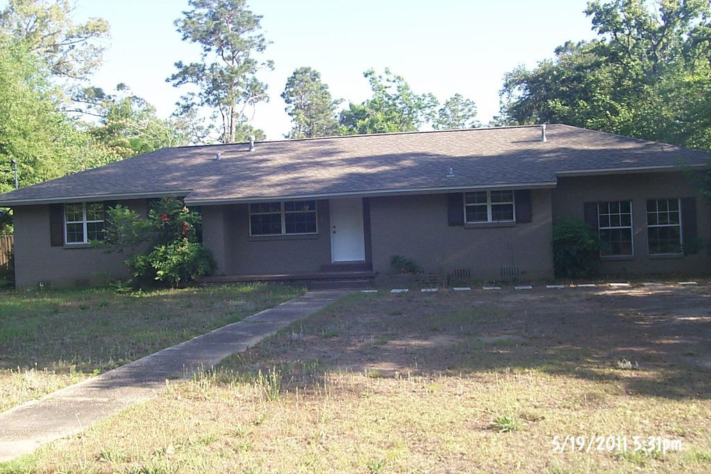 Photo - 190 Adams Dr