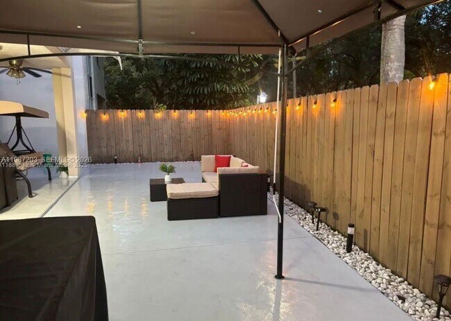 Photo - 15022 SW 143rd Terrace