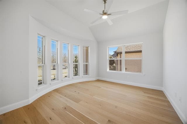 Photo - 302 Kettlewood Dr