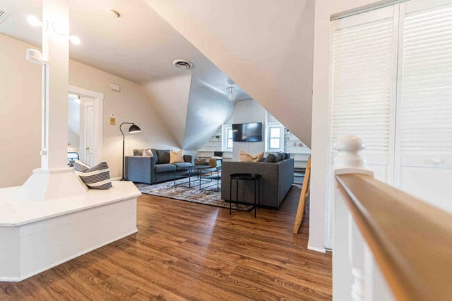 351 Thrall St Unit SI ID1234535P