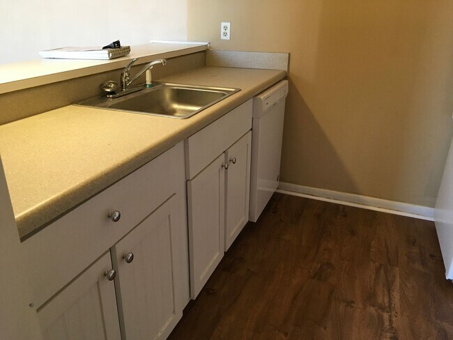 Photo - 220-323 Elm St. Unit 323 - A