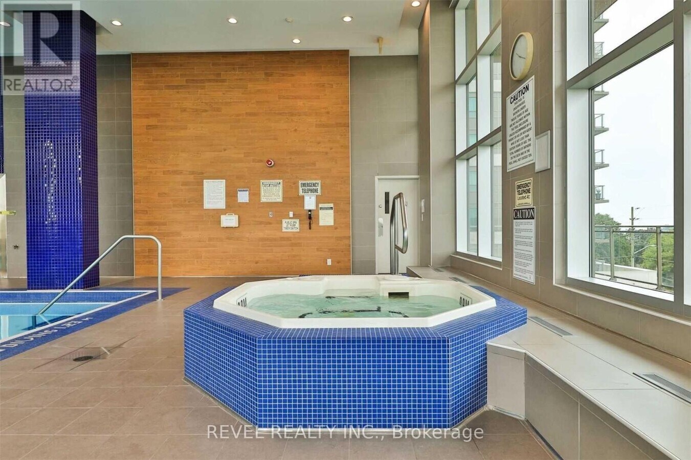 Photo - 1215 Bayly St Unité 307