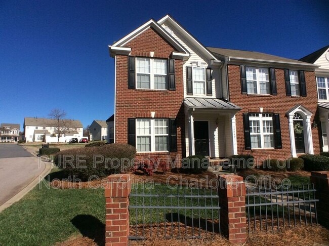 Photo - 18040 Delmas Dr