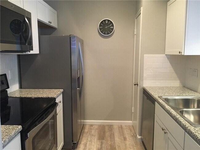 Photo - 2804 Rio Grande St Unit 207