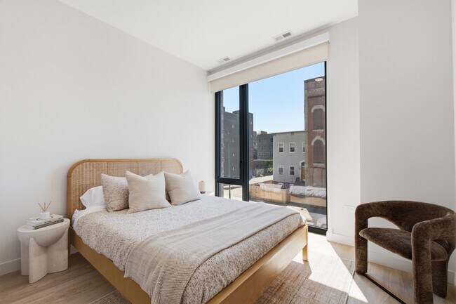 465 Carpenter
