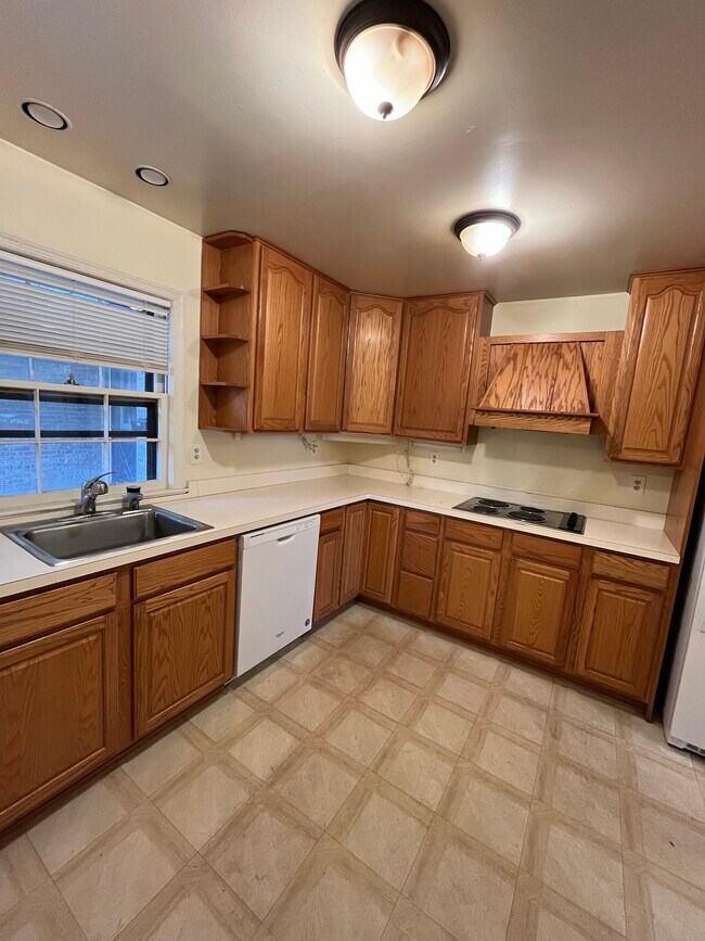 3109 Juniper Ln Townhome Townhome Rental in Falls Church VA