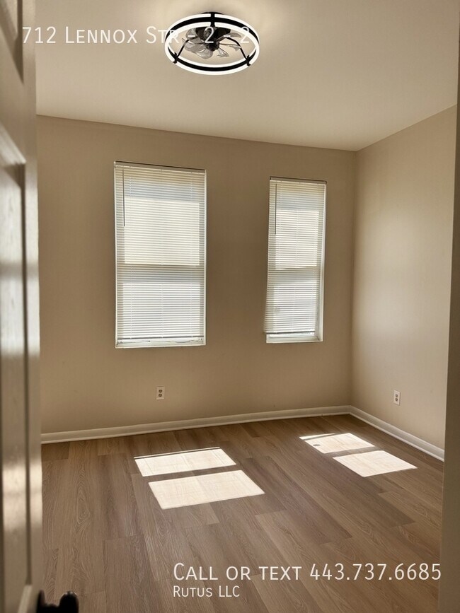 Photo - 712 Lennox St Unit 2