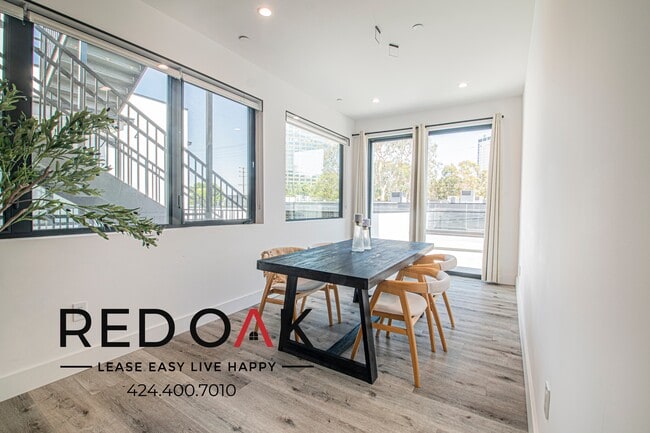 Photo - 3910 Kentucky Dr Unit 304