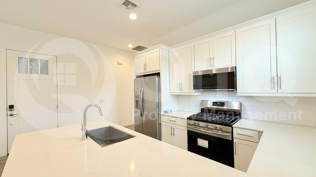 Photo - 5840 S Delaware St