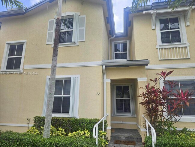 Building Photo - 142 SE 28th Ter