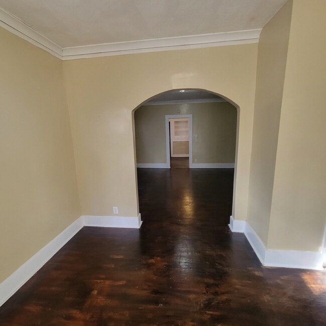 Photo - Near West / Bike to Downtown